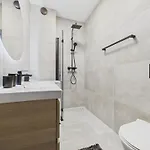 Charming Old Town Apartament